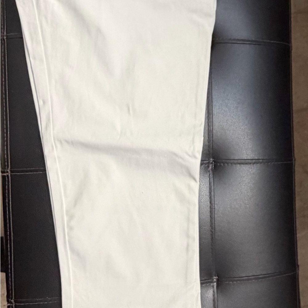Vineyard Vines Boy’s Performance Chinos - Stone color NWT - Picture 5 of 5